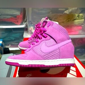 Women’s Nike dunk wedge sneaker